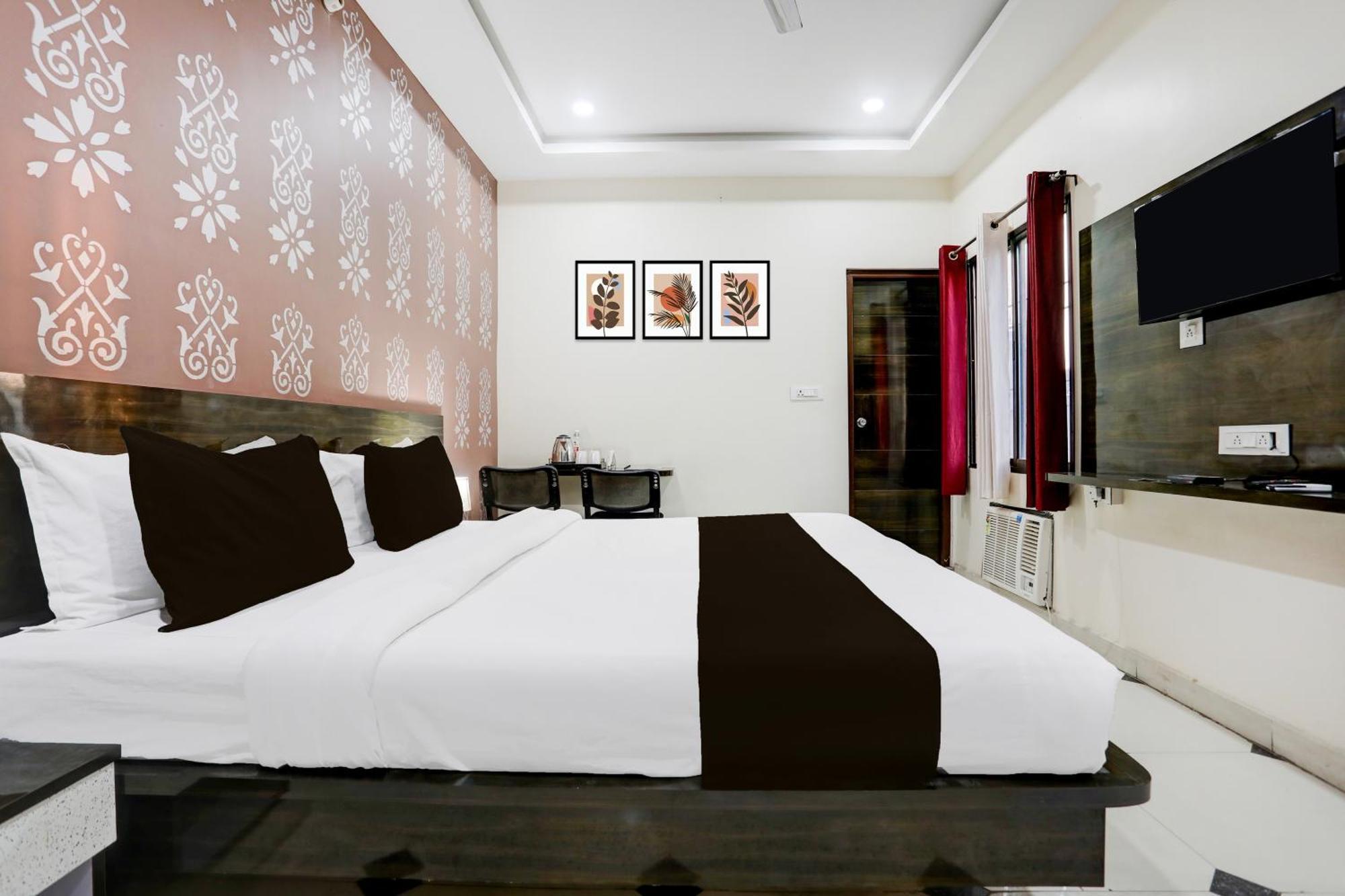 Super Townhouse Gida Near Rto Office Hotel Gorakhpur Exterior photo